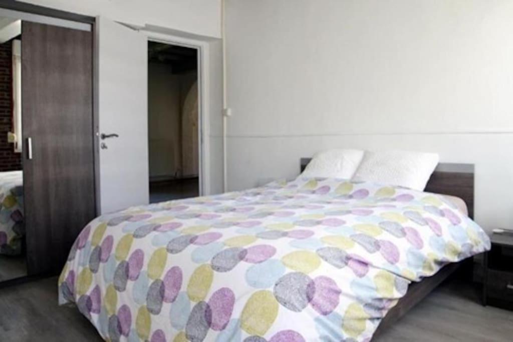 Appartement De Charme 40M2 Proche Centre Hospitalier Valenciennes Exterior photo